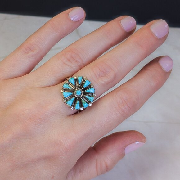 Vintage Zuni-Style Turquoise Sunburst Ring in Sterling – Size 10 - Picture 4 of 5